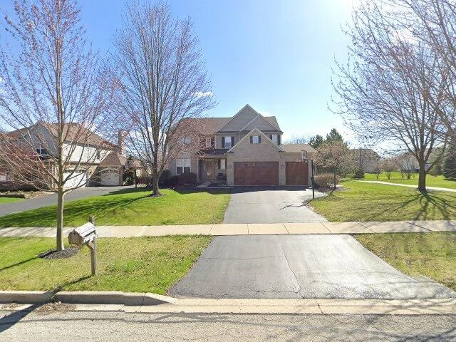 House image located at North Aurora, IL 60542