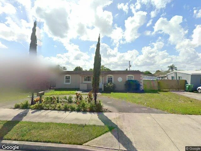 House image located at Miami, FL 33165