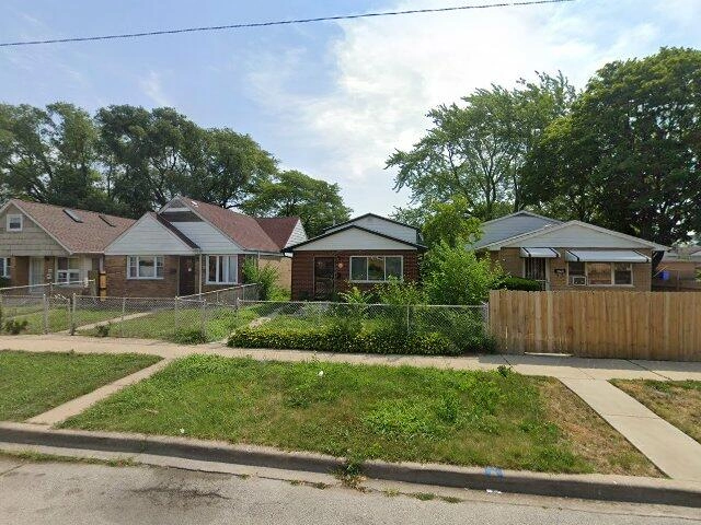 House image located at Chicago, IL 60638
