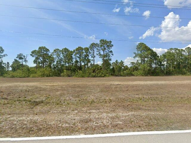 House image located at Cape Coral, FL 33993