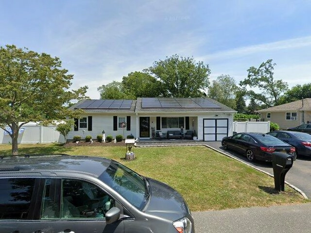 House image located at Fitchburg, MA 01420