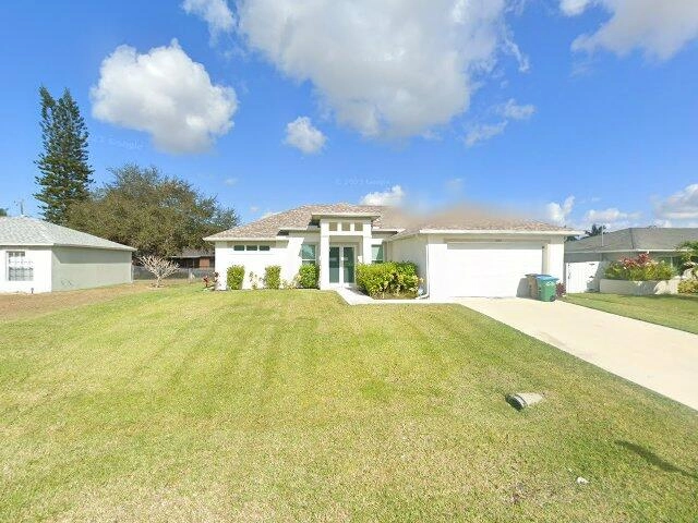 House image located at Cape Coral, FL 33904