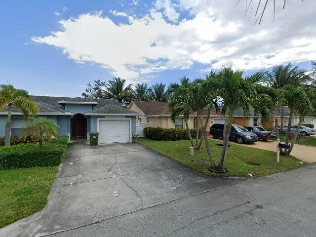 House image located at Lake Worth, FL 33461
