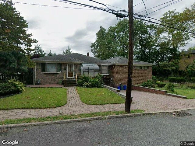House image located at Fort Lee, NJ 07024