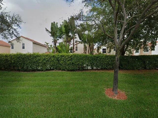 House image located at Hollywood, FL 33029