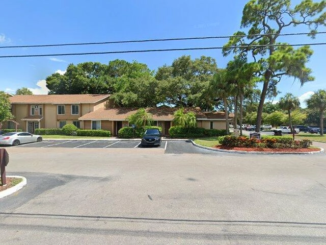 House image located at Saint Petersburg, FL 33712