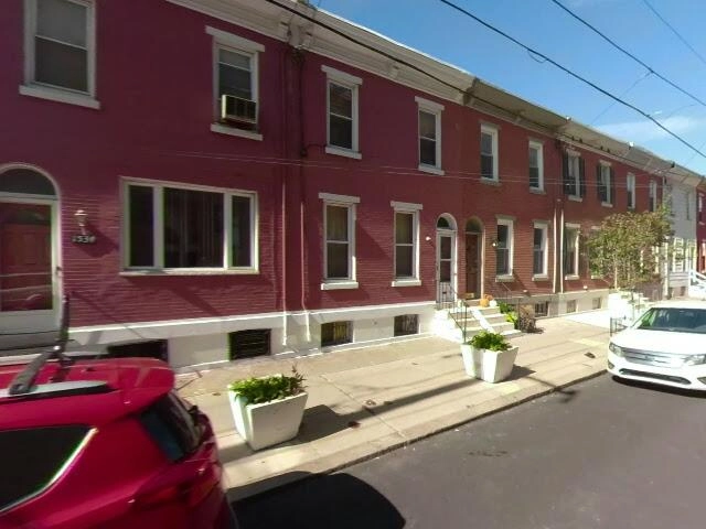 House image located at Springfield, IL 62703