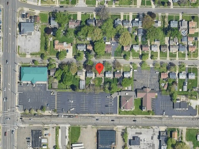 House image located at Akron, OH 44306