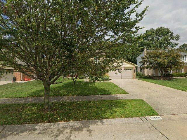 House image located at Livonia, MI 48154