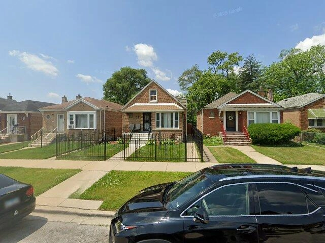 House image located at Chicago, IL 60628