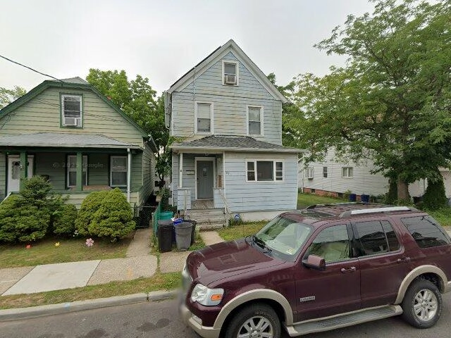 House image located at Carteret, NJ 07008