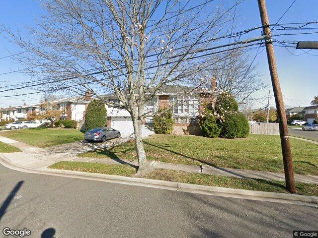 House image located at Oceanside, NY 11572