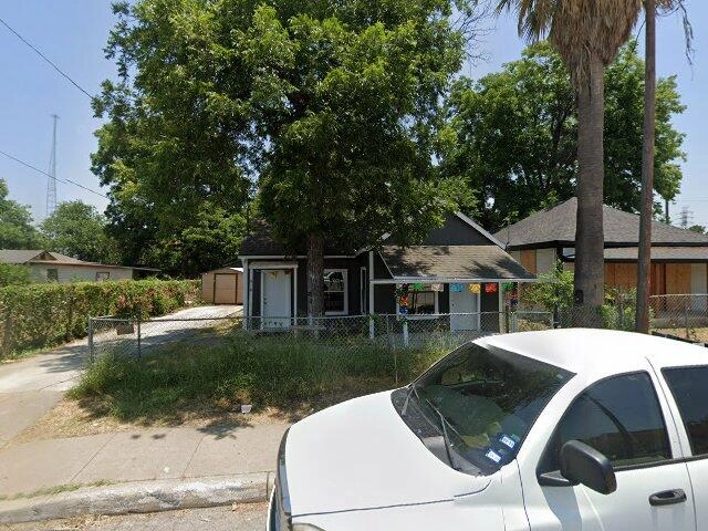 House image located at San Antonio, TX 78207