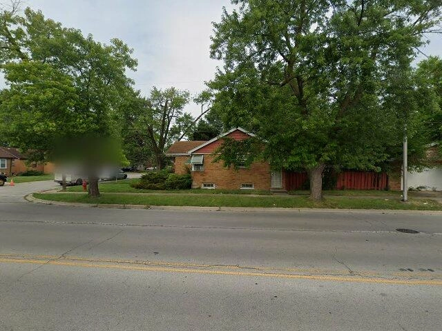 House image located at South Holland, IL 60473