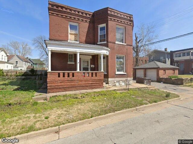 House image located at Saint Louis, MO 63111