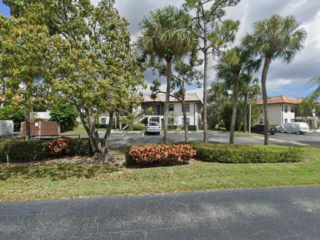 House image located at Lake Worth, FL 33467
