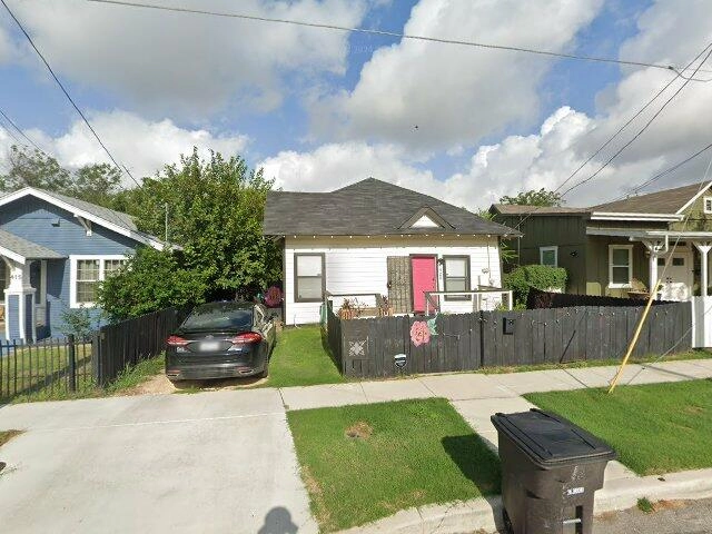 House image located at San Antonio, TX 78203