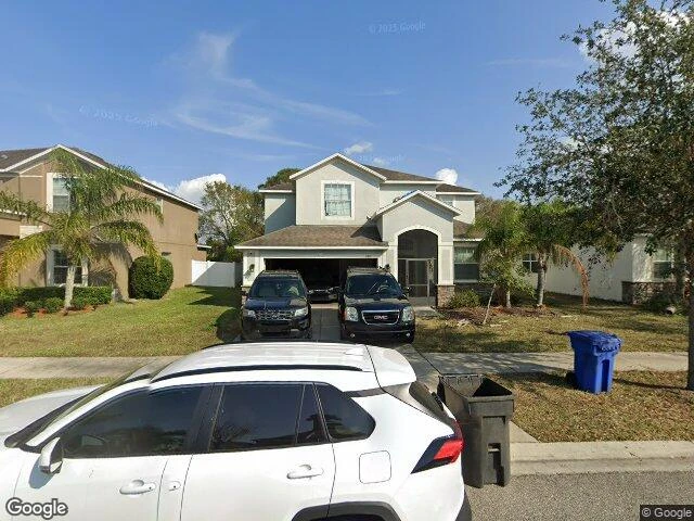 House image located at Ruskin, FL 33570