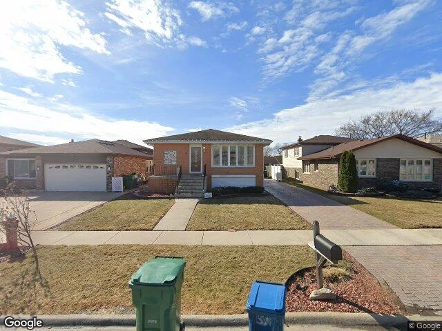 House image located at Burbank, IL 60459