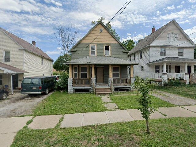 House image located at Cleveland, OH 44102