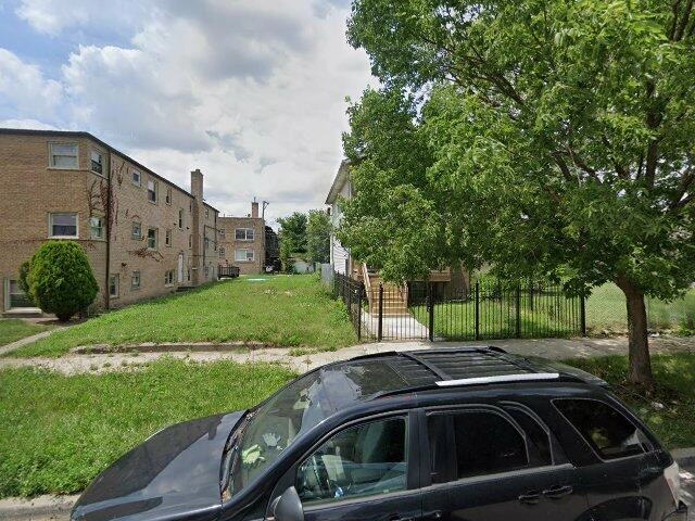 House image located at Chicago, IL 60620