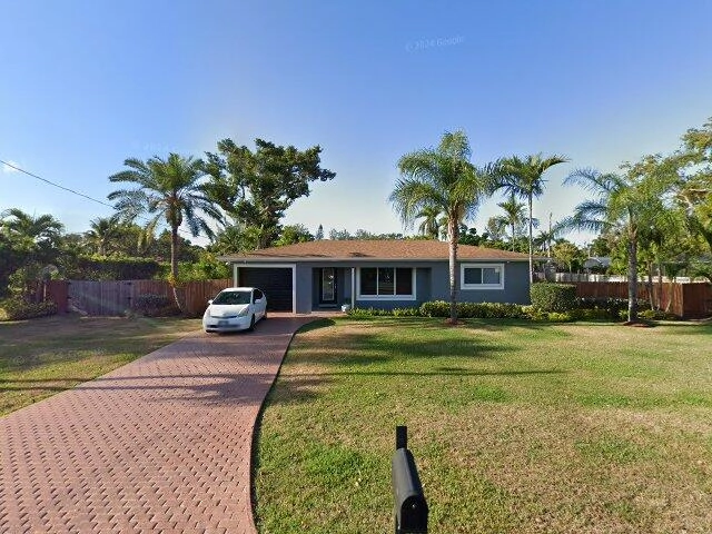 House image located at Miami, FL 33162