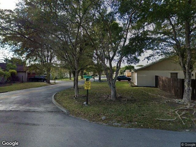 House image located at Miami, FL 33185