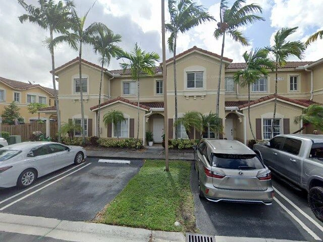 House image located at Miami, FL 33178