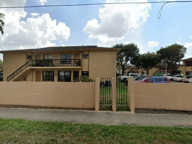 House image located at Hialeah, FL 33016