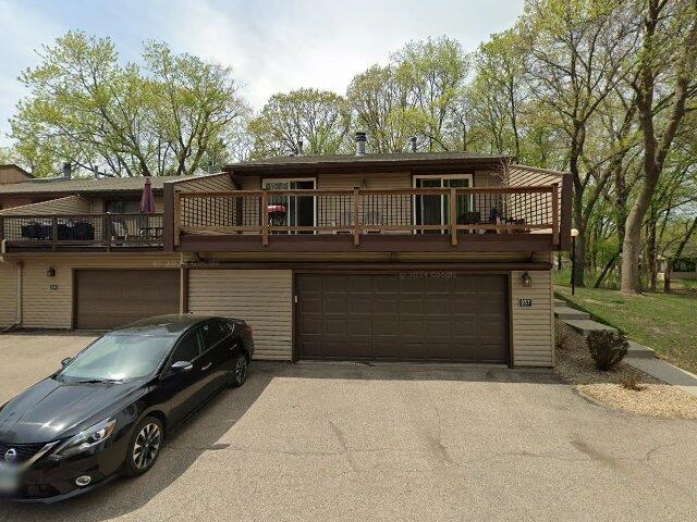 House image located at Burnsville, MN 55337