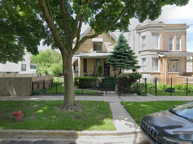 House image located at Chicago, IL 60644