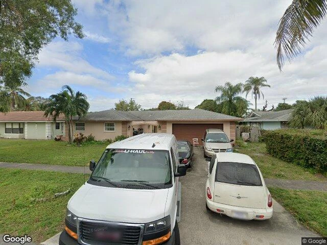 House image located at West Palm Beach, FL 33407
