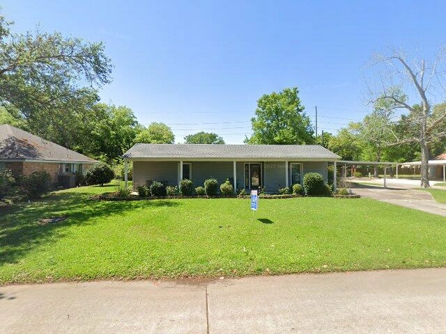 House image located at Destrehan, LA 70047