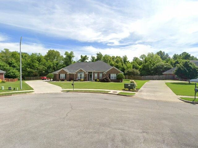 House image located at Huntsville, AL 35811