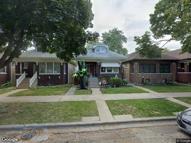 House image located at Chicago, IL 60630