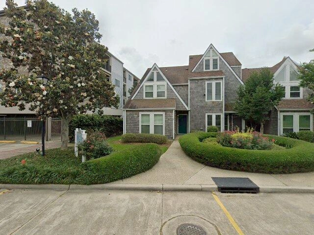 House image located at New Orleans, LA 70124