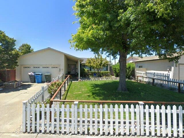 House image located at Petaluma, CA 94954