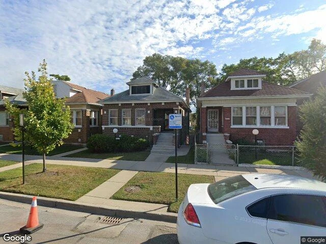 House image located at Chicago, IL 60617