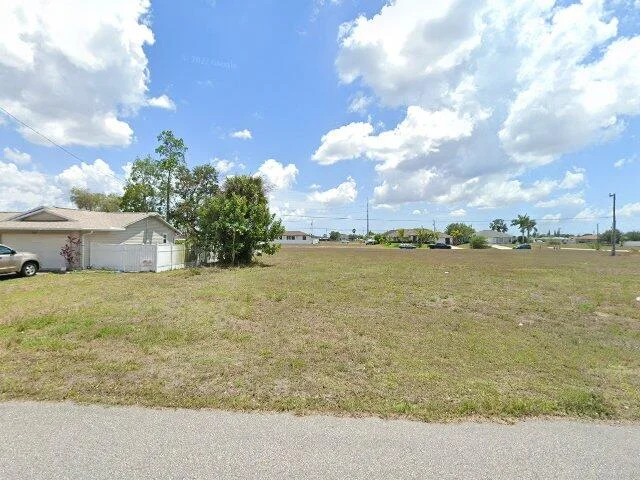 House image located at Cape Coral, FL 33909