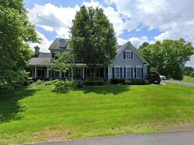 House image located at Leesburg, VA 20176