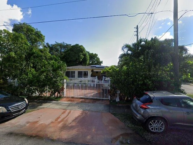 House image located at Miami, FL 33150