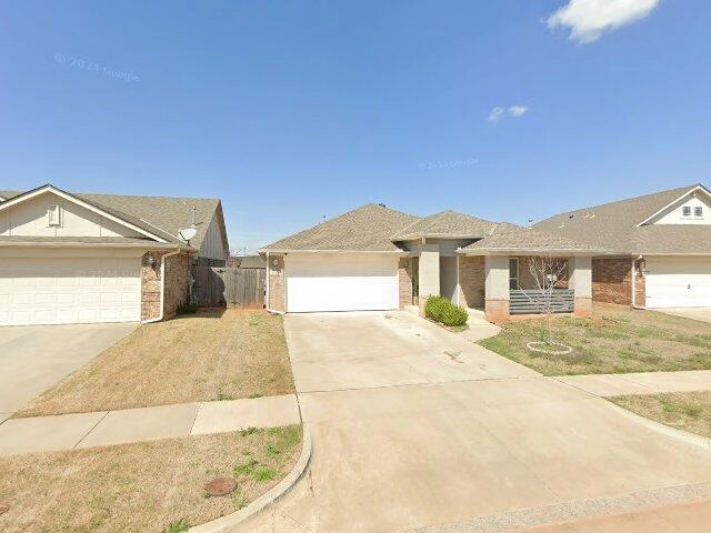 House image located at Norman, OK 73069