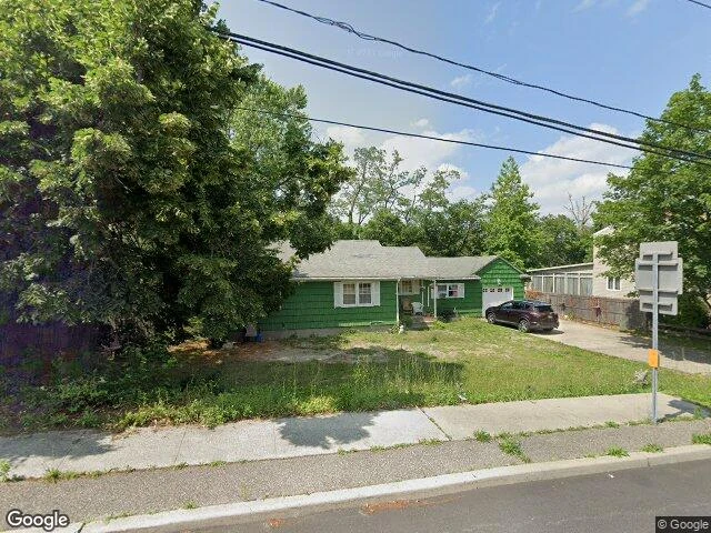 House image located at Islip, NY 11751