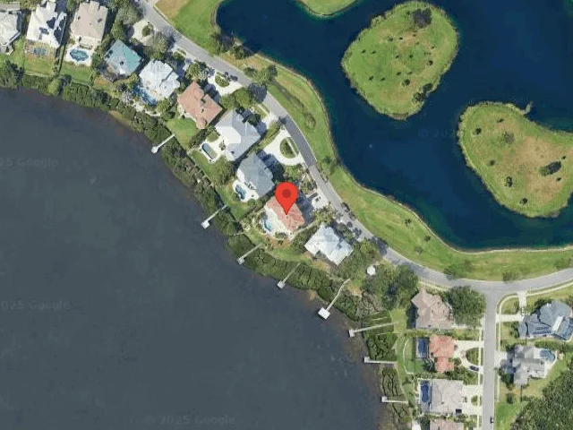 House image located at Tarpon Springs, FL 34689