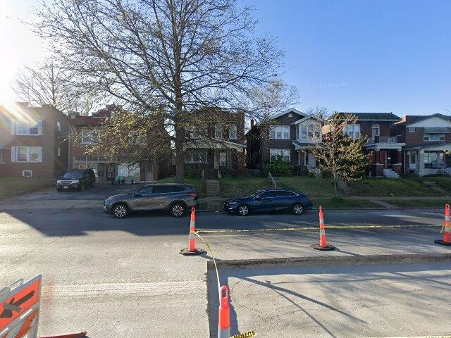 House image located at Saint Louis, MO 63109