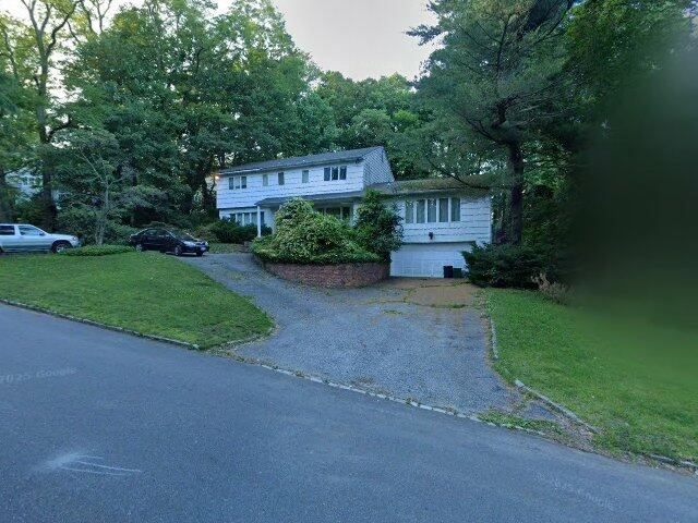 House image located at Roslyn, NY 11576
