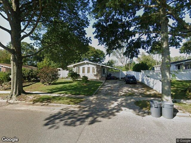 House image located at Commack, NY 11725