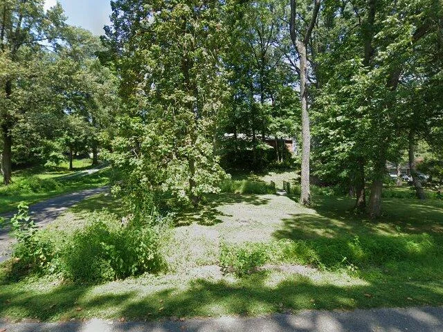 House image located at Shelbyville, IN 46176