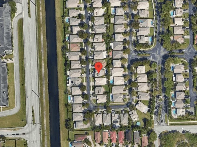 House image located at Miami, FL 33196
