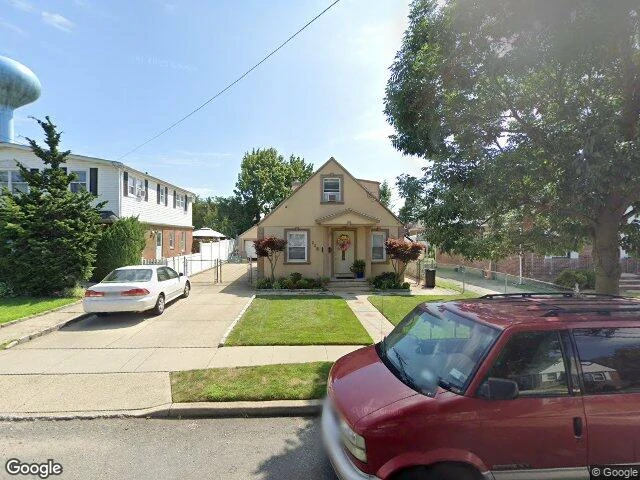 House image located at Franklin Square, NY 11010